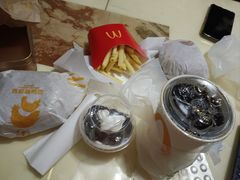 -麦当劳(岚皋路品尊国际店)