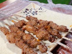 烤羊肉串-江湖亮亮蒸虾大排档烤全羊清真(武汉总店)