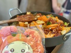 -豚妈妈汤饭·部队锅(南京东路店)