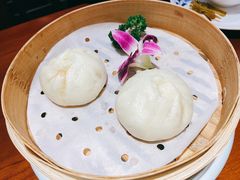 四明山土猪肉包-涌觅名灶·本地海鲜宁波菜(财富广场店)