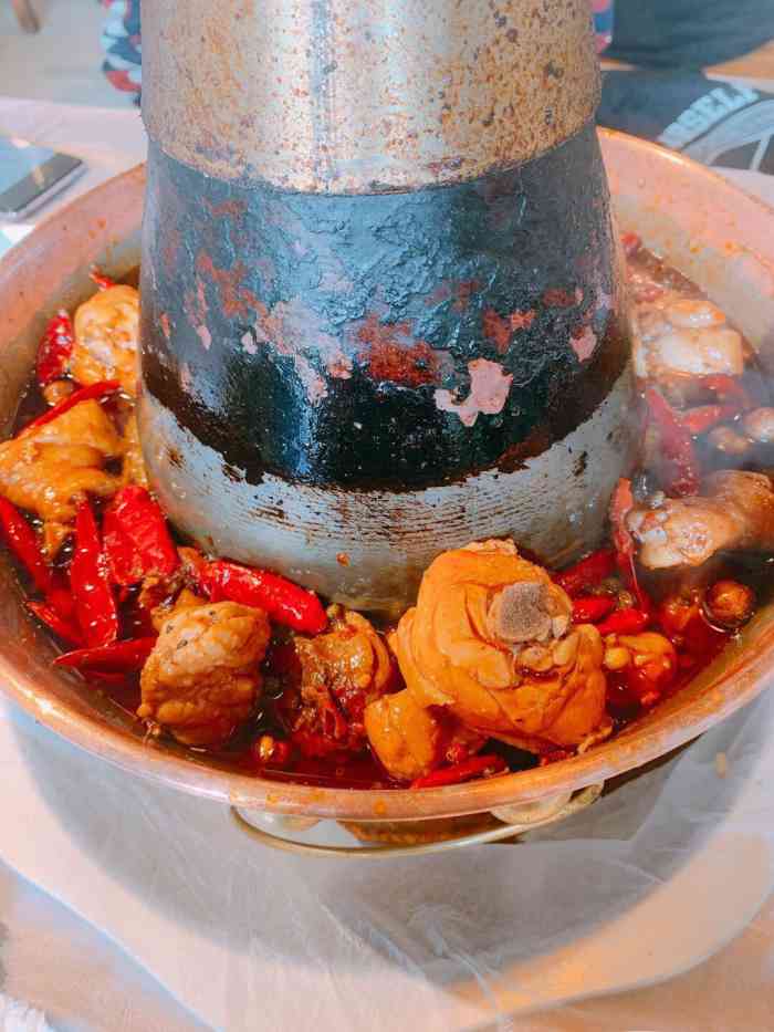 流河超越火锅鸡-"小海地微山路上的一家小店,距离家不远所以.