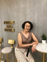 点击看大图 -八佰伴8008星级形象店