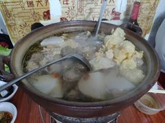 -威邵鸡煲(西华路总店)