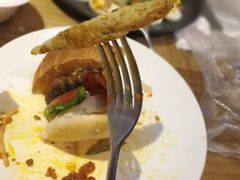 -HIGH FIVE哈福手工汉堡(桂林路店)