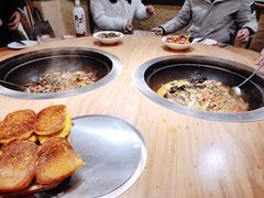 -咱屯子铁锅炖直营店(保利店)