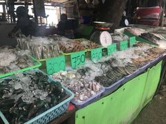 -拉威海鲜市场