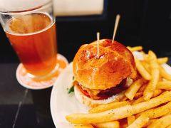 -瑞食酒馆 La Taverne Suisse