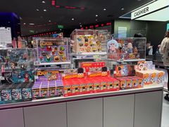 -泡泡玛特POPMART(上海环贸iapm商场店)