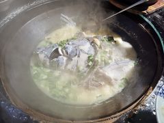 招牌柴火灶台鱼头-好灶头妈妈菜·柴火灶台鱼·千岛湖土菜地标美食