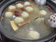 -濠轩阁特色生蚝火锅(水湾路店)