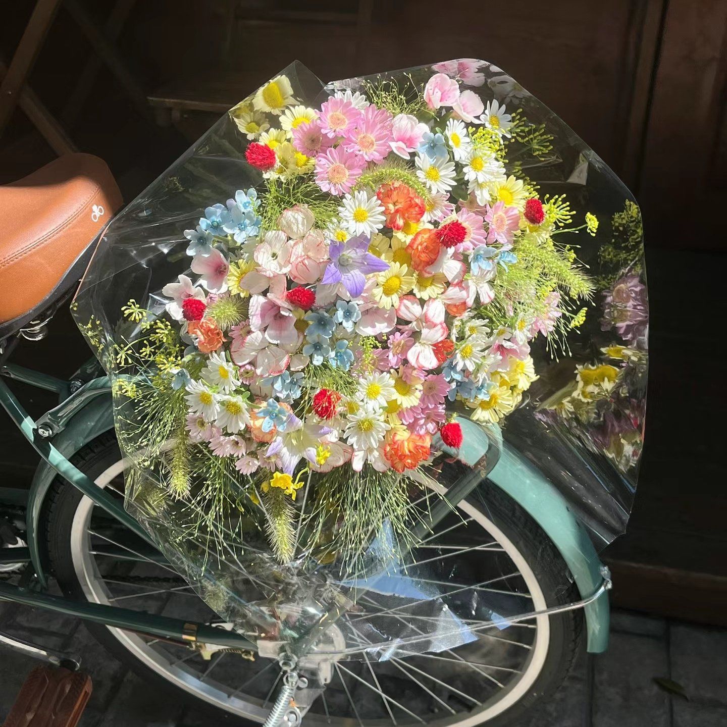 一把会发光的花束🌸🌸🌸🌸太美了