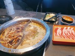 -牛武士寿喜烧·和牛火锅自助(全球首店)