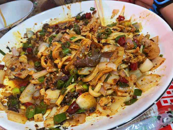 乡村面馆(玄风桥店)-"「招牌爆肚面」下飞机,拖着行李箱就来了 .