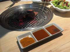 -不倒翁炭火烧肉(永安里店)