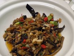 -湘当有饭剁椒鱼头(昆山招商花园城店)