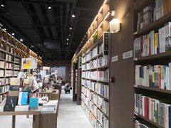 -漓江书院(三祺广场店)
