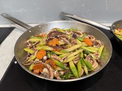 -聚春园自助餐厅(东街口店)