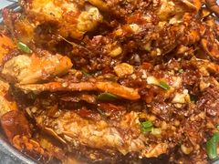 -凤凰路何眼镜香辣蟹(花果园店)