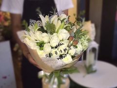-花言草语鲜花店(灵山路店)