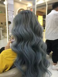 -虫二·专注健康烫染沙龙