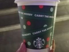 双杯热拿铁-星巴克(深圳前海香缤大厦分店)