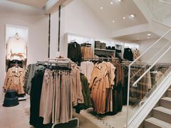 -H&M(天一广场店)