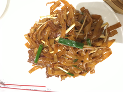 干炒牛河-稻香酒家·34年老字号·港式粤菜(汉街店)