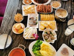 -云中捞高空旋转餐厅(商茂世纪广场店)