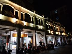 -海口骑楼小吃街