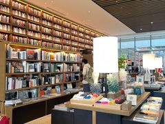 -茑屋书店(天目里店)