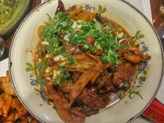 -那家老院子东北菜·饺子·小鸡炖蘑菇(艳华街店)