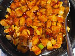 -渝是乎酸菜鱼·川渝小炒(新世界百货望京店)