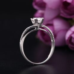 -威德钻石-克拉钻大本营(南京东路店)