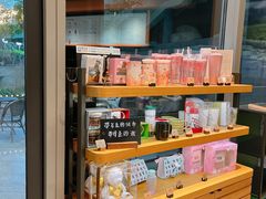 零售区-星巴克臻选(杭州万象城店)