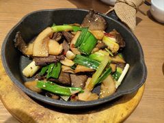 杏鲍菇炒牛肉-云海肴·汽锅鸡·云南菜(东坝金隅店)