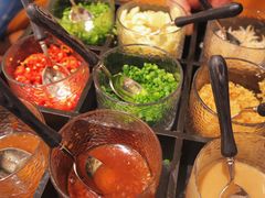 -鼎泰亨·海鲜牛肉餐厅(滨江店)