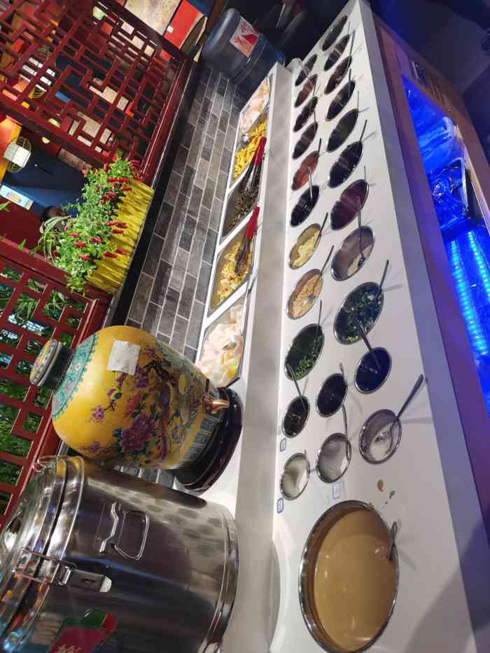 肥肠鸡火锅(熙悦汇店)-"我喜欢!口味较正宗,我喜欢的味道!菜品都.