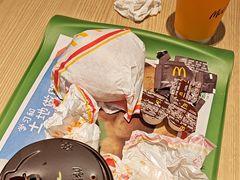 -麦当劳(轻轨曹杨路店)