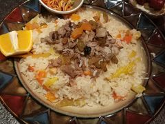 金桃手抓饭-丝路金桃·新疆菜(徐汇店)