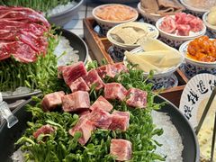 -热火朝天鲜切牛肉火锅(南强街巷店)