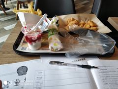 -肯德基(湾畔店)