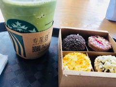 -星巴克臻选(南京金茂览秀城店)