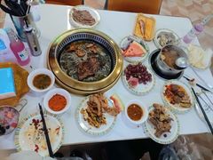 -布罗城堡自助烧烤(鸿通城购物中心店)
