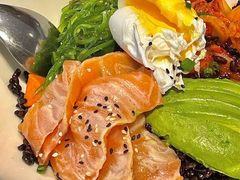 生三文鱼拌饭-Moka Bros 摩卡站(西单大悦城店)