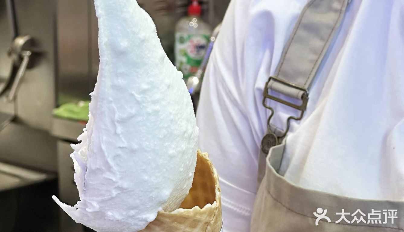 坐标北京，吃到了拉丝的五常稻香冰淇淋🍦