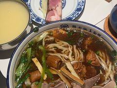 -镇南锅盖面馆(解放路店)