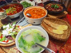 -万重锦·人文川菜馆(骡马市店)