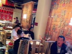 大堂-东镇老火锅(长春路首店)