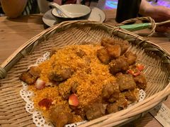 -临界音乐酒馆·小龙虾·江湖菜(华熙LIVE·鱼洞店)