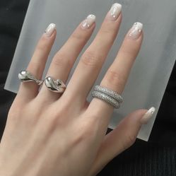 -七月美睫 美甲